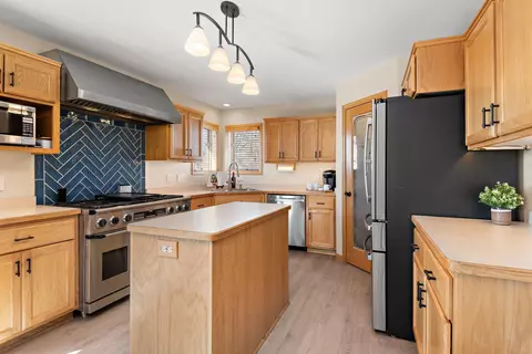 9541 40th Pl NE, Saint Michael, MN 55376 photo 4