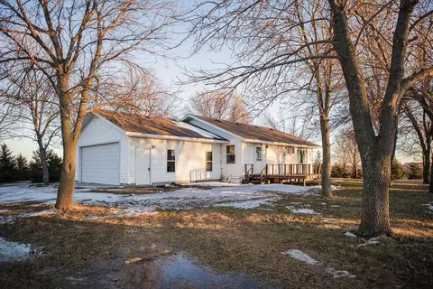 25398 600th Ave, Chokio, MN 56221