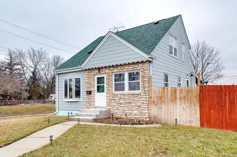 360 12th Ave N, South Saint Paul, MN 55075