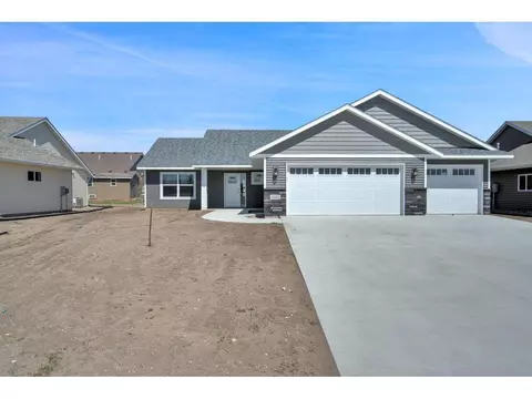 1377 Robert Creek Curv, Belle Plaine, MN 56011
