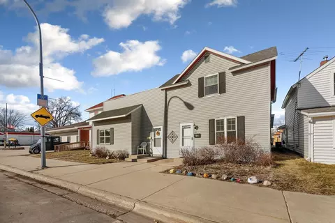 111 Main St E, Waterville, MN 56096