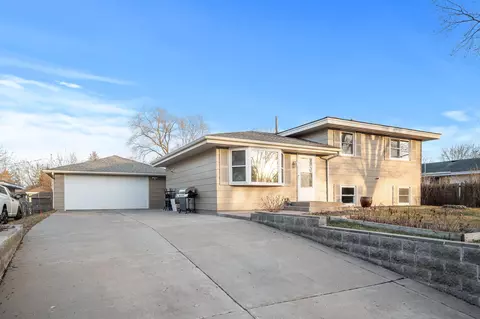 3508 Bryant Ave, Anoka, MN 55303