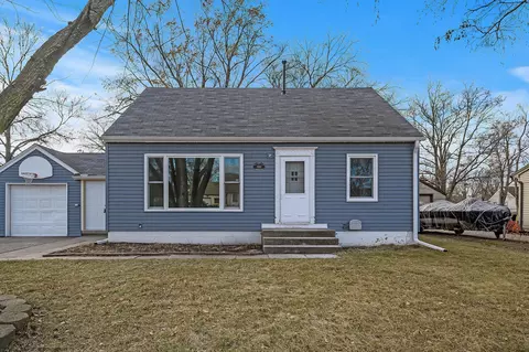5707 Irving Ave N, Brooklyn Center, MN 55430