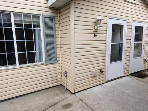 915 7th St # 16, Jordan, MN 55352
