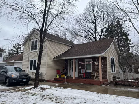603 6th St N, Saint Cloud, MN 56303