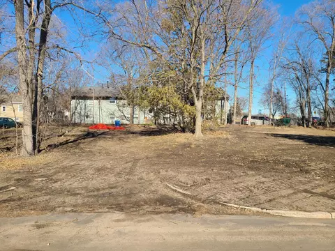439 Douglas St, Anoka, MN 55303