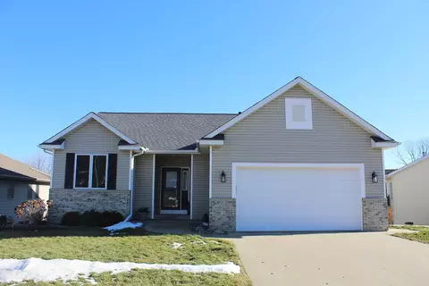2510 Parkhill Ln SW, Rochester, MN 55902