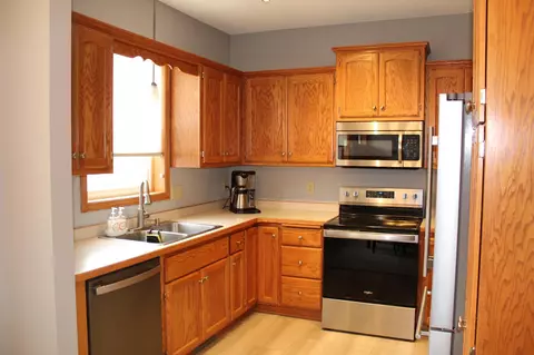 11715 Kings Ln SE, Becker, MN 55308