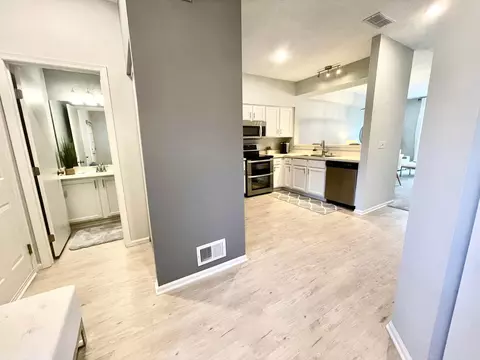 2174 Cool Stream Cir, Eagan, MN 55122 photo 6