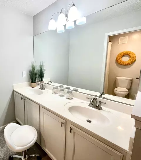 2174 Cool Stream Cir, Eagan, MN 55122 photo 17