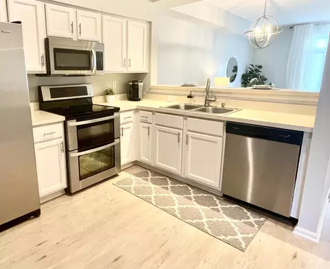 2174 Cool Stream Cir, Eagan, MN 55122 photo 3