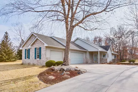 76 142nd Ave NW, Andover, MN 55304