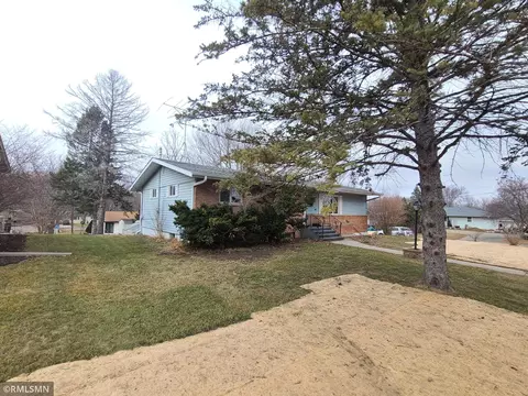808 Prairie Ave SW, Faribault, MN 55021 photo 4