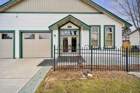 9516 Irving Ave N, Brooklyn Park, MN 55444