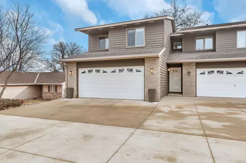 103 Harriet St #A, Spicer, MN 56288