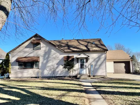 409 Ray Ave, Springfield, MN 56087