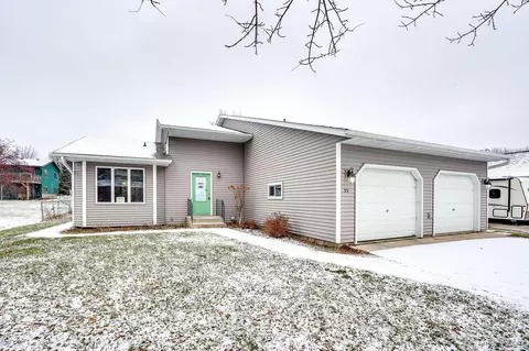 35 Saint Marks Bay, Faribault, MN 55021