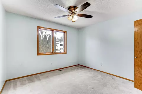 35 Saint Marks Bay, Faribault, MN 55021 photo 11