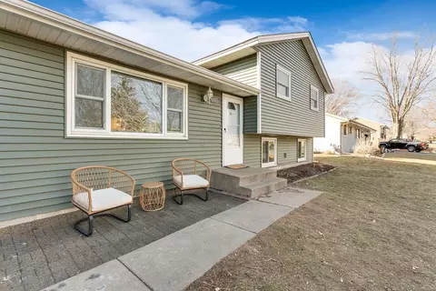 14951 Camfield Cir, Rosemount, MN 55068