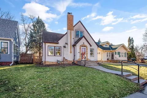 720 Sherwood Ave, Saint Paul, MN 55106