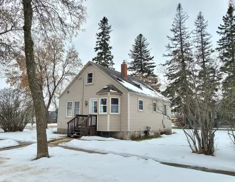 100 14th St W, International Falls, MN 56649