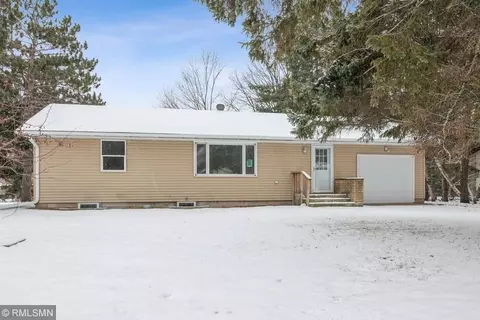 302 2nd St SW, Hinckley, MN 55037