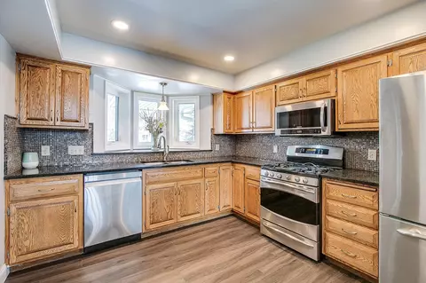 916 Ludwig Ave N, Champlin, MN 55316 photo 2