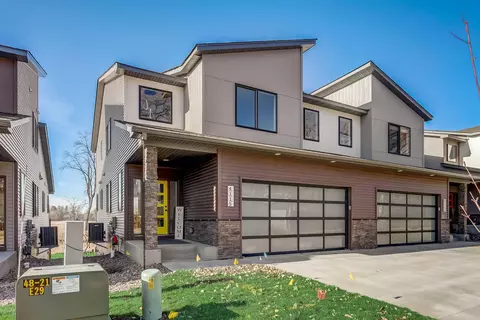 4115 Isaac Ct, Vadnais Heights, MN 55127