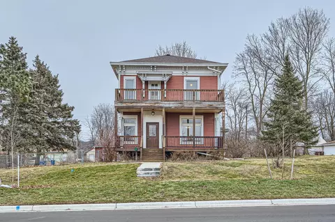 612 Summit Ave, Saint Paul Park, MN 55071