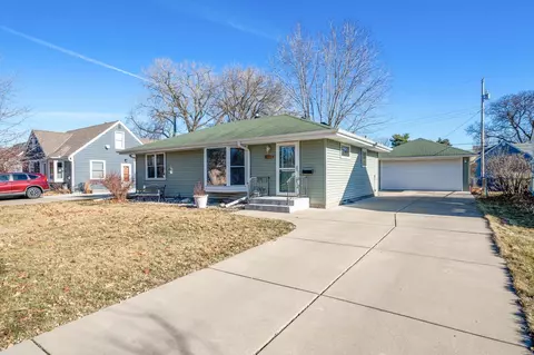7235 Clinton Ave, Richfield, MN 55423
