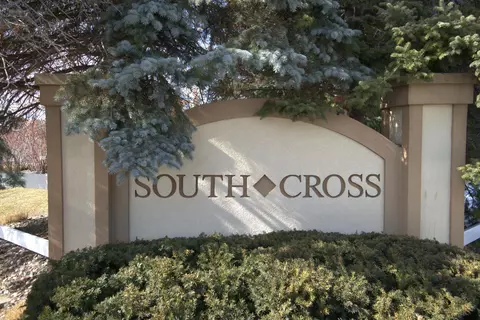 2035 Southcross Dr W #503, Burnsville, MN 55306