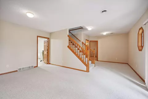 Living - 134 River Oaks Dr, Cold Spring, MN 56320 photo 9 of 9