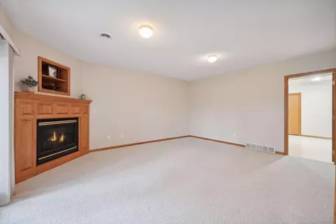 Living - 134 River Oaks Dr, Cold Spring, MN 56320 photo 7 of 9