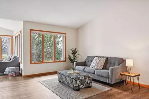 Living - 134 River Oaks Dr, Cold Spring, MN 56320 photo 3 of 9