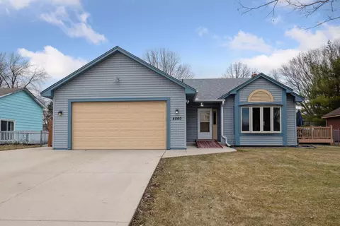 4860 Erickson Dr, New Hope, MN 55428