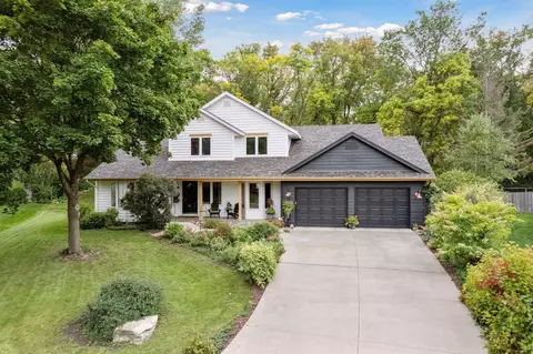 16540 N Manor Rd, Eden Prairie, MN 55346