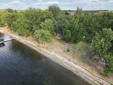 14540 160th St NE, Spicer, MN 56288