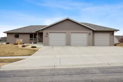 604 Cadillac Rd, Marshall, MN 56258