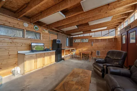 Kitchen - 4725 Townline Rd, Independence, MN 55357 photo 5 of 5