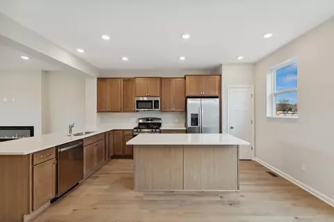 1530 Timberwood Ln, West Saint Paul, MN 55118