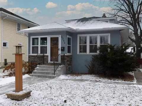 1751 Berkeley Ave, Saint Paul, MN 55105