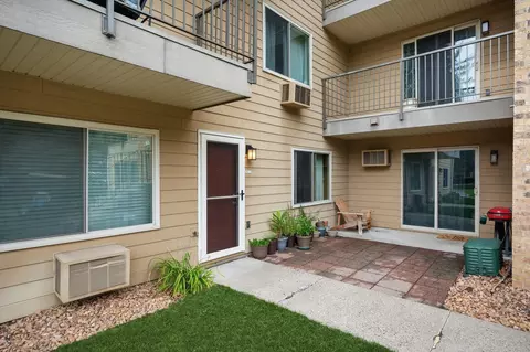 2060 Ridge Dr #11, Saint Louis Park, MN 55416