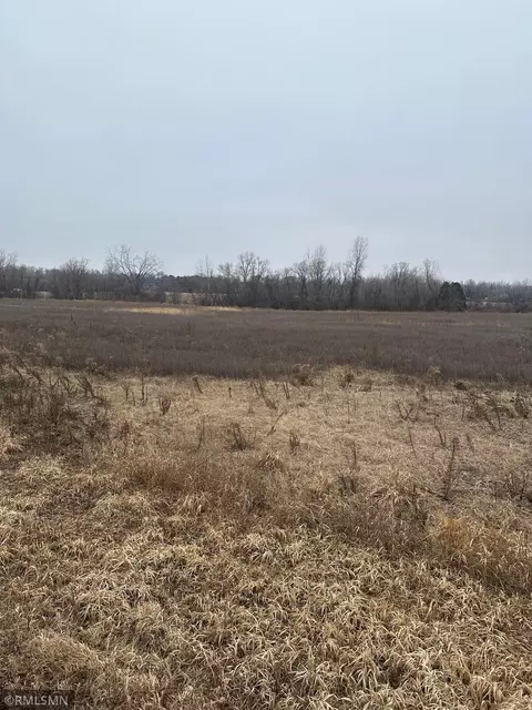 267 Nn 317th Ave, Cambridge, MN 55008