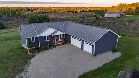 2412 60th Ave, Baldwin, WI 54028