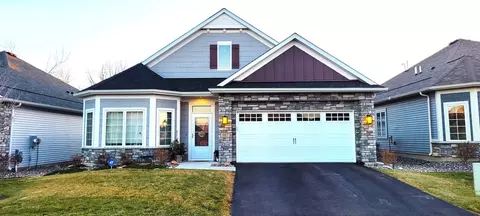 987 Maple Hill Rd, Newport, MN 55055