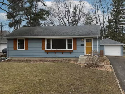 5423 Sumter Ave N, New Hope, MN 55428