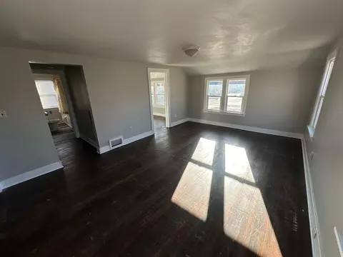 536 5th St NW, Faribault, MN 55021 photo 7