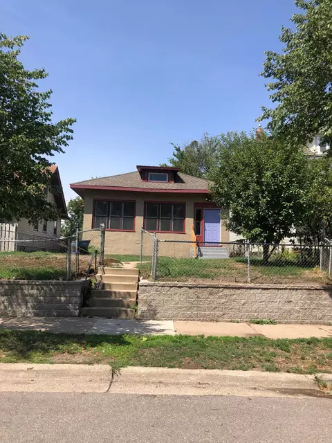 3904 Oakland Ave, Minneapolis, MN 55407