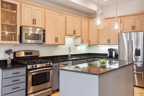 301 Clifton Ave #3K, Minneapolis, MN 55403