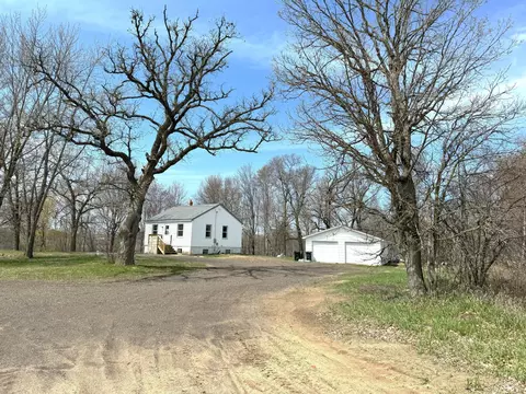 9375 281st Ave NE, North Branch, MN 55056